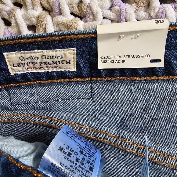 NWT LEVIS 501 original high rise shorts dark Denim - Picture 6 of 16